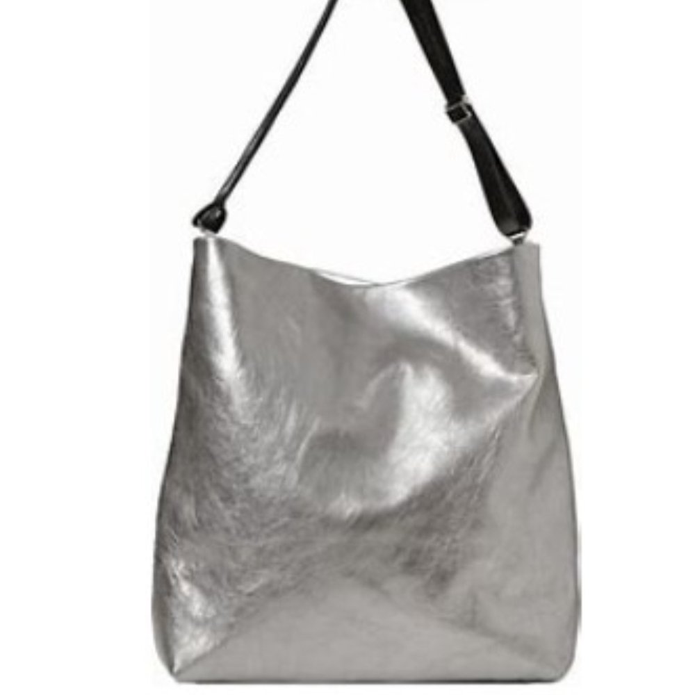 Ann Demeulemeester : Silver bag with removable, interchangeable straps - Picture 9 of 12
